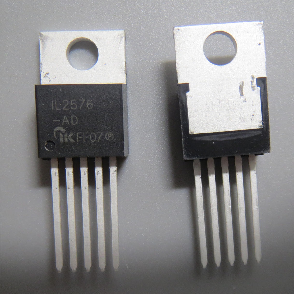 IL2576-ADJKB-P TO-220 代理  触摸芯片 单片机  电源管理芯片 放算IC专业代理商芯片配单