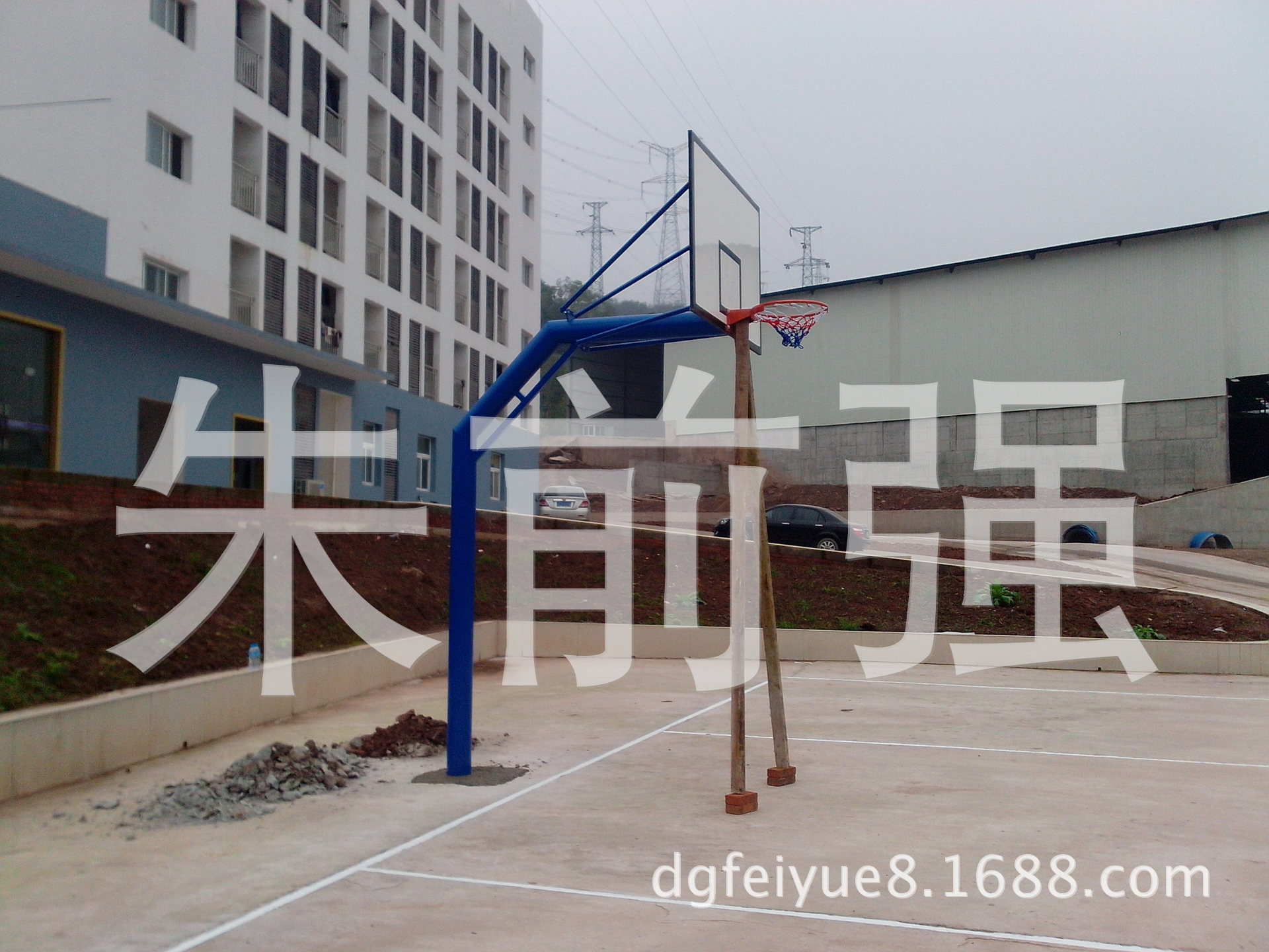 供应体育器材 独臂篮球架 地埋式篮球架 学校篮球架 工厂篮球架示例图3