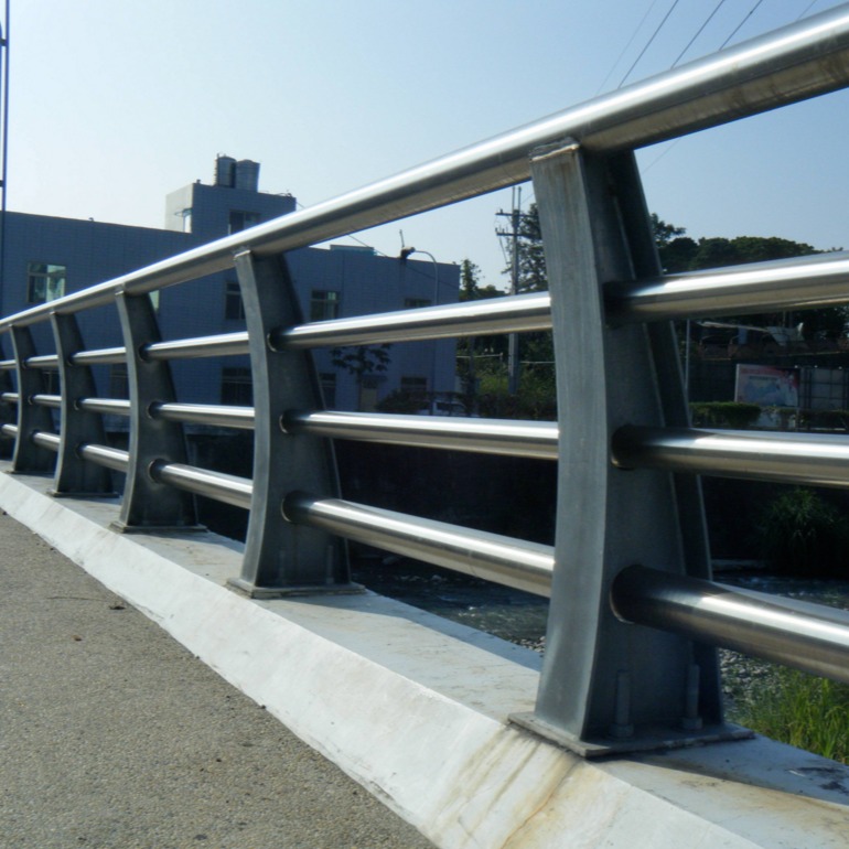 茂岳锌钢护栏生产厂家定制桥梁护栏 市政护栏 道路防撞护栏