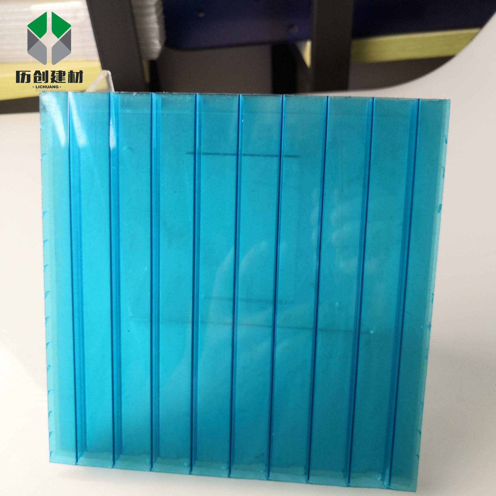 PC三层晶透湖蓝色阳光板 广州6mm阳光板 透光三层聚碳酸酯板 PC阳光板厂家