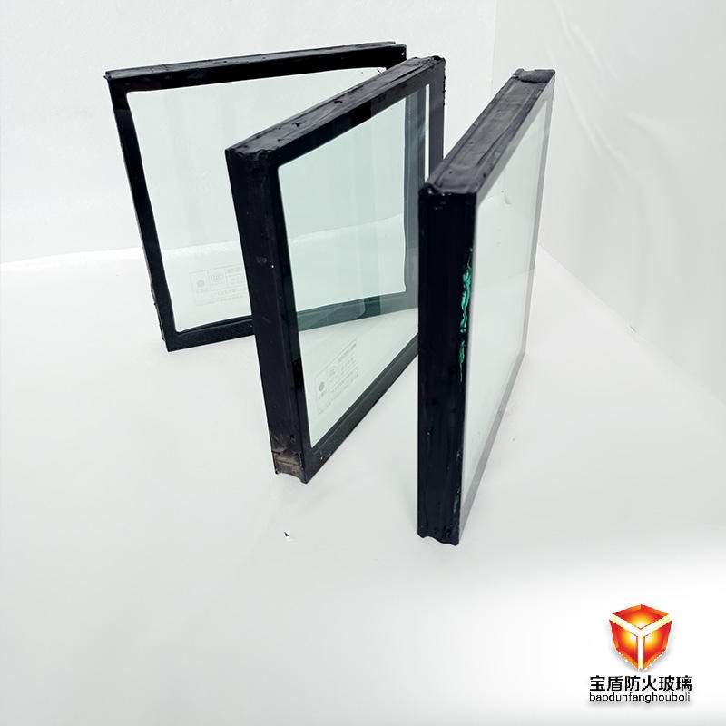 宝盾纳米硅防火玻璃用在钢质防火窗上隔热性好可用于外墙