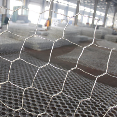 厂家直销山体防洪石笼网，边坡防护铁丝网，拧边石笼网示例图2