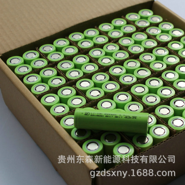 提供手电筒18650锂电池 移动照明锂电池 智能家居锂电池欢迎订购图片