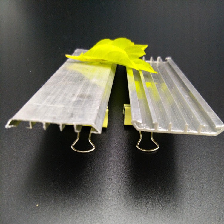 佛山耐力板阳光板厂家直销配套30宽铝斜边压条，阳光板耐力板连接用适用于8mm以内板材连接用途图片