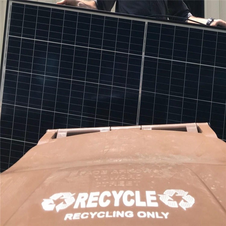 永旭实验组件回收 废旧光伏组件 太阳能板回收价格 欢迎致电