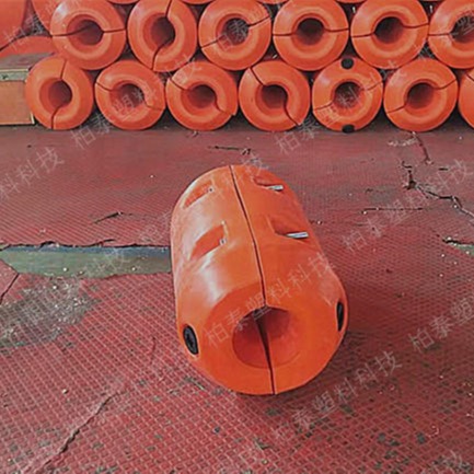 3寸水面管道浮筒 橙色两半片对夹式管道浮体销售