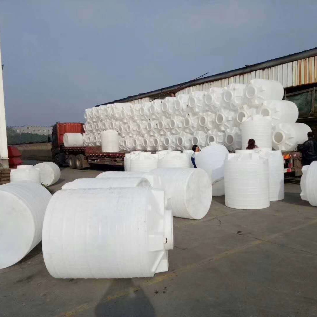 5吨10吨平底水箱 托力卡专业生产5立方10立方圆柱PE加厚水塔塑料水箱
