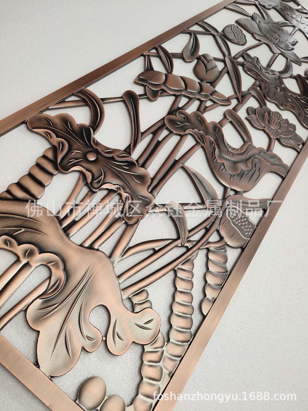 厂家直销 铝艺镀铜双面浮雕屏风 3D立体浮雕更得业主心示例图3