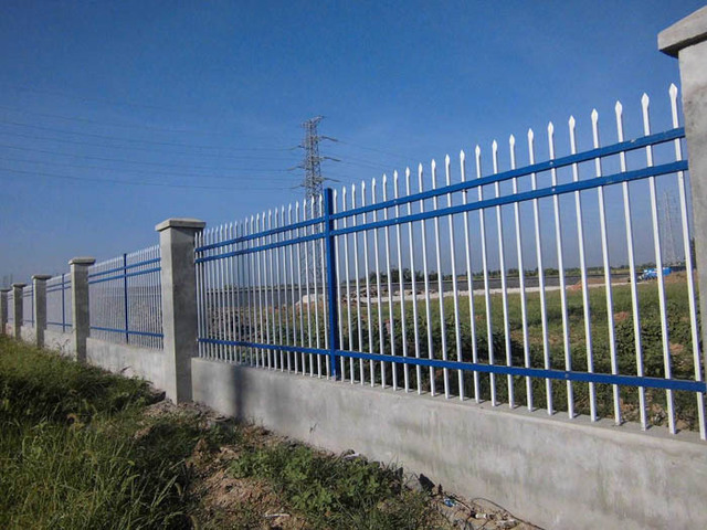 护栏网,锌钢/铁艺护栏,围栏,围墙网,隔离网,茂群丝网