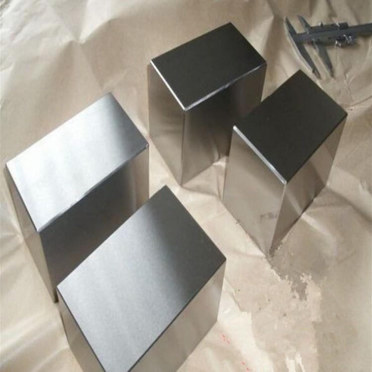 高纯度磨光钨板 耐热纯钨板 电子设备散热器件纯钨板图片