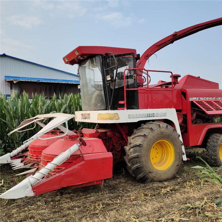大型自走式 黑麦草青储机 供应黑龙江 转盘式 玉米秸秆青储机  价格优惠