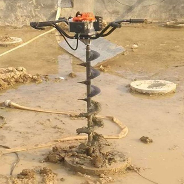 预应力管桩掏土机掏桩深度可达5米 安全快速的清理桩芯内泥巴的神器