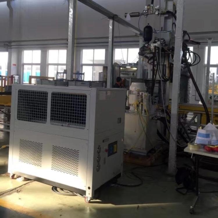 上海真空镀膜冷水机_佳德温控设备_5℃  40匹冷水机组