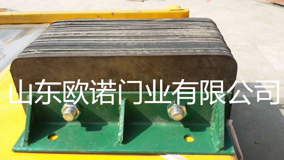 北京厂家供应 卸货平台专用橡胶防撞块示例图1