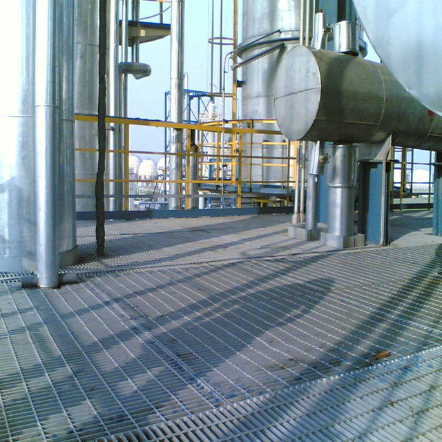 电厂,污水厂,化工厂,石油平台和楼梯使用种钢格栅,钢格栅板,格栅板,镀锌钢格栅板,平台钢格栅茂群丝网