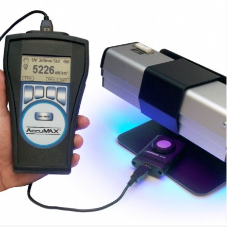 美国Spectronics AccuMAX XR-1000 紫外线及白光强度计