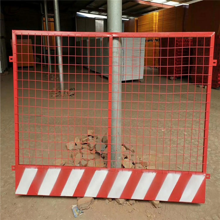 厂家供应红色基坑护栏网 建筑工地施工基坑护栏网 德兰基坑防护网