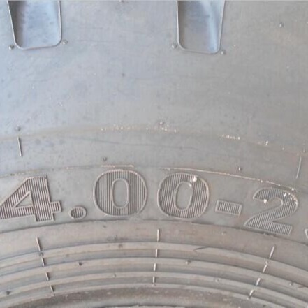 郑州爆轮胎矿用轮胎后八轮轮胎 出厂价 14.00-25