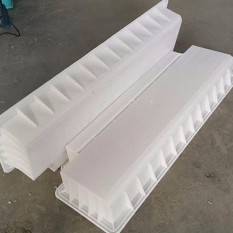 预制盖板模具购买 高速预制盖板模具 预制水泥盖板塑料模具 方达水泥制品塑料模具厂 专业加工团队 质量可靠图片