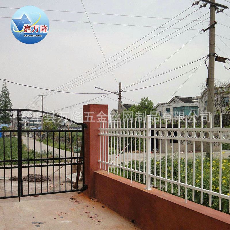 学校围墙锌钢防护栏 工厂铁艺栏杆 定做小区围栏示例图10