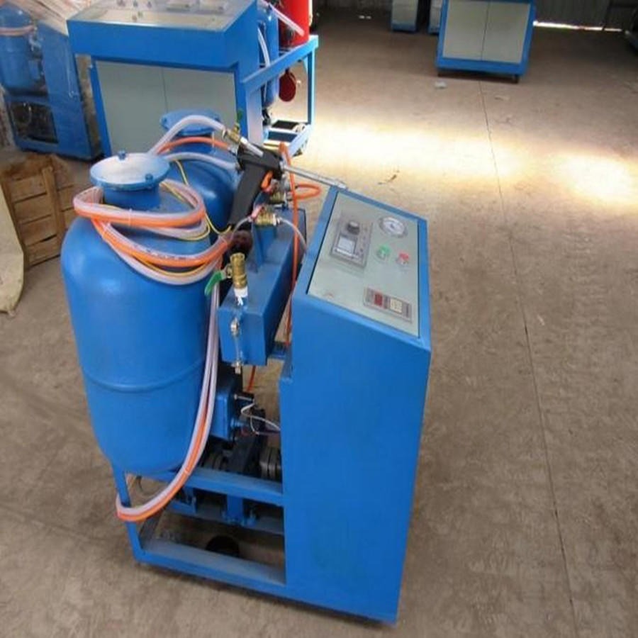 生产低压聚氨酯浇注机高压发泡机AB料聚氨酯管道生产设备小型低压发泡机图片