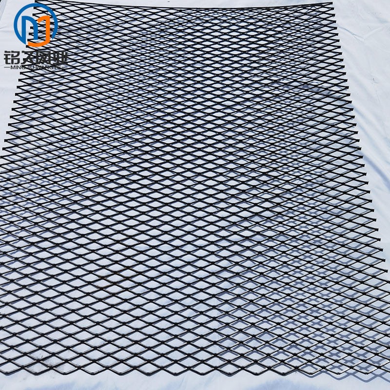 铭久重型钢板网片 拉伸钢板网 菱形孔金属扩张网 外架防护网片现货供应可定制
