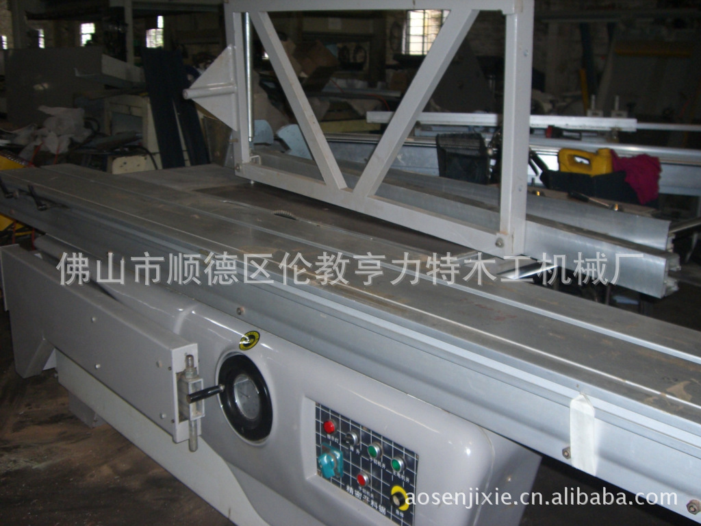 供应二手MJ6128D木工精密裁板开料锯机械图片