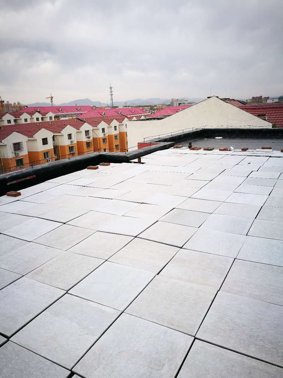 北京隔热板厂家,北京盛世楼顶隔热板厂家,北京楼顶屋面隔热架空板批发