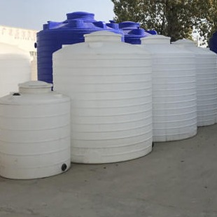 有储存尿素的储罐 10方大小的PE水桶售卖批发 乙醇储存罐价格