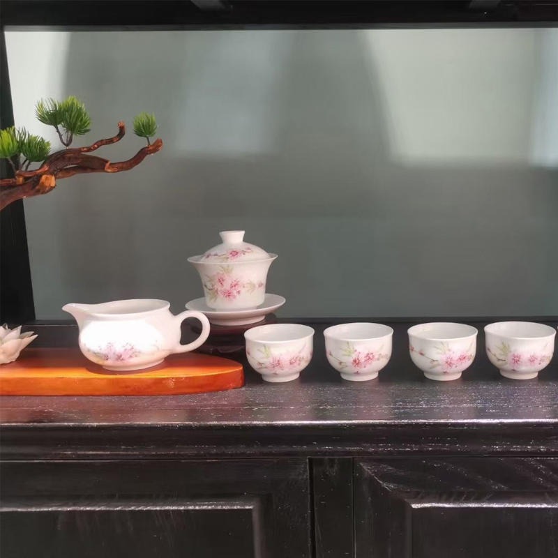 景德镇毛瓷款套装 毛瓷玲珑茶具手绘水点桃花 毛瓷茶具手绘 亮丽陶瓷图片