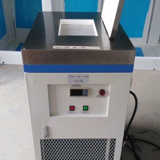 上海悉峤液晶屏低温分离箱XQDW-5444厂家直销