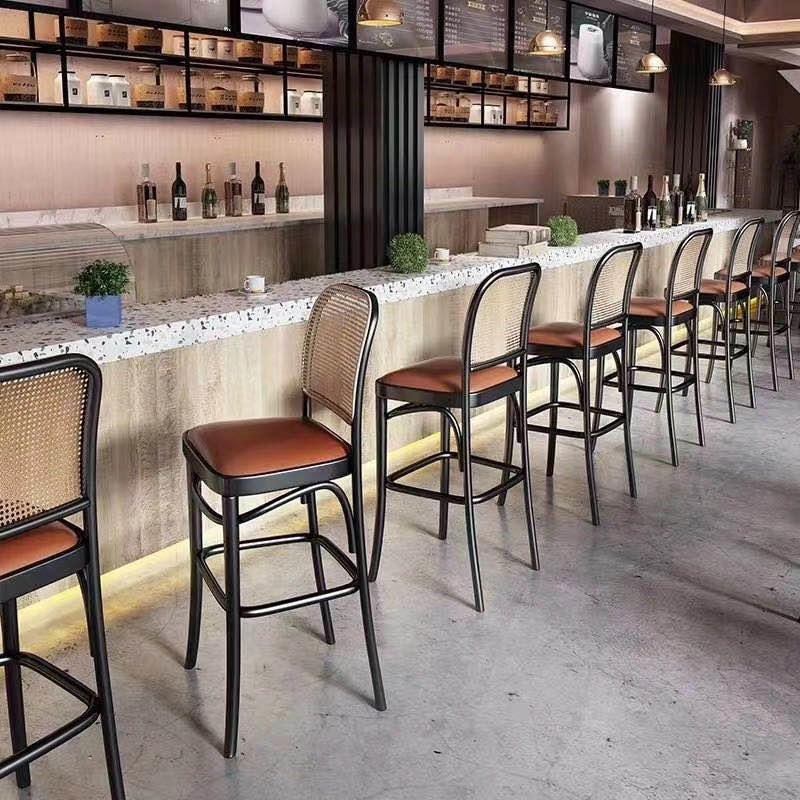 深圳市家具加盟餐椅　实木吧台桌　家用铁艺吧台餐桌酒吧桌