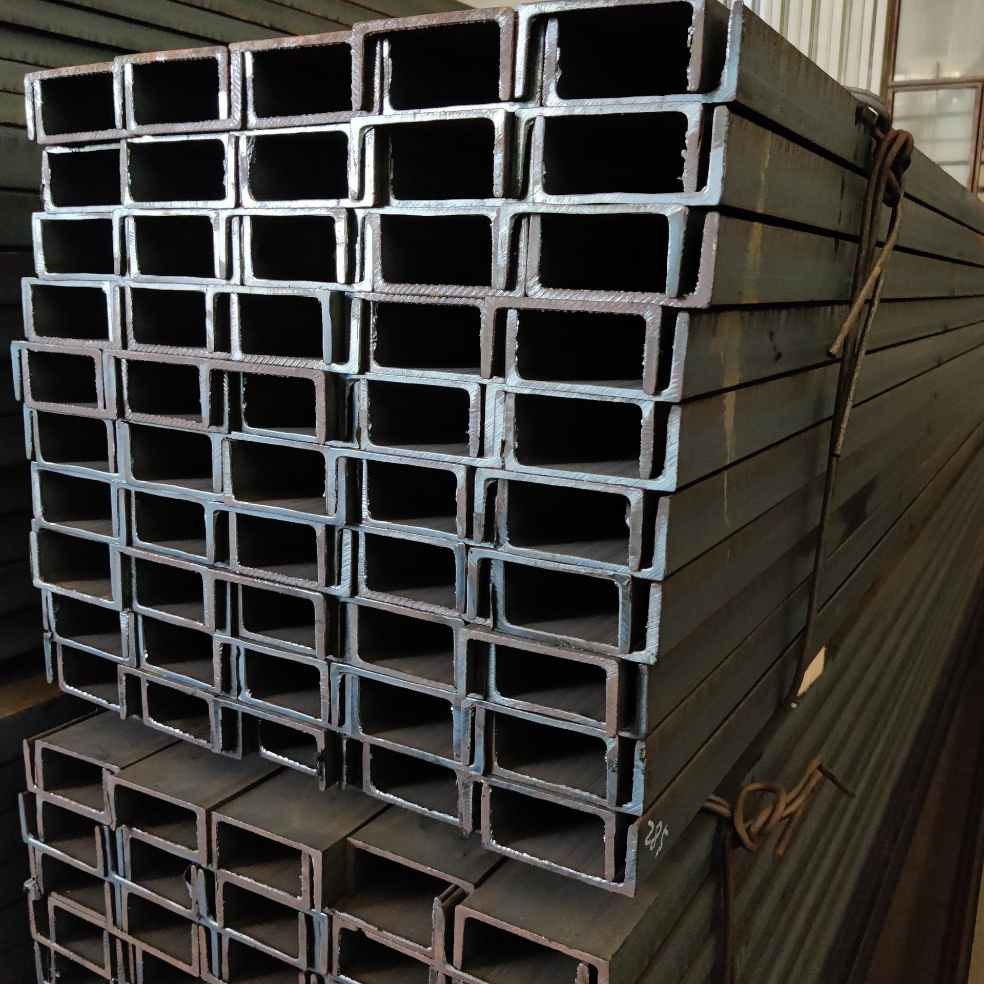 8号/10号/12号槽钢批发配送建筑结构幕墙镀锌槽钢热轧槽钢规格齐全