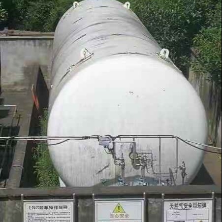 回收二手天燃气储蓄罐设备  二手天燃气钢瓶设备  北京天海8公斤低温储罐