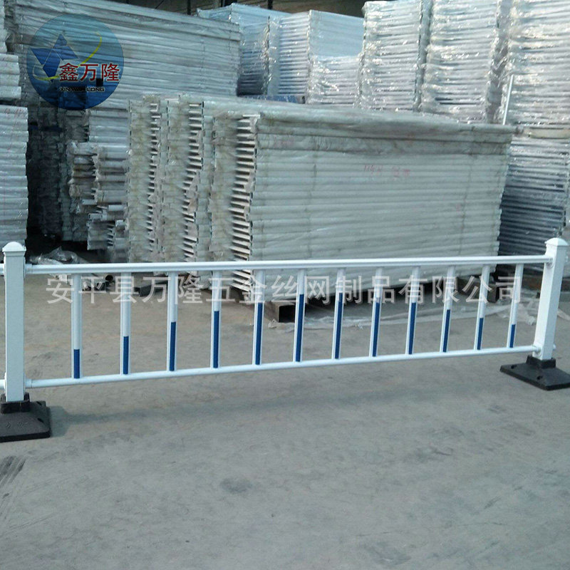 生产销售 市政护栏  道路交通隔离塑钢市政护栏  市政锌钢护栏示例图12