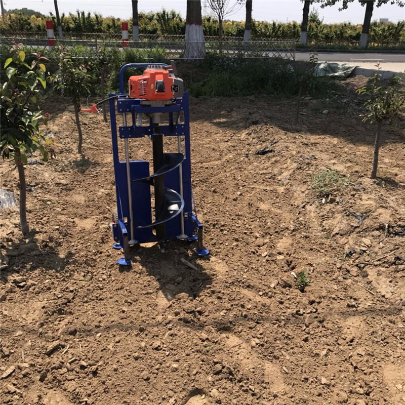 春季苗圃栽种小型挖坑机 HT44单人操作携带方便地钻机视频 园林施肥打洞机 宏泰机械一件代发图片