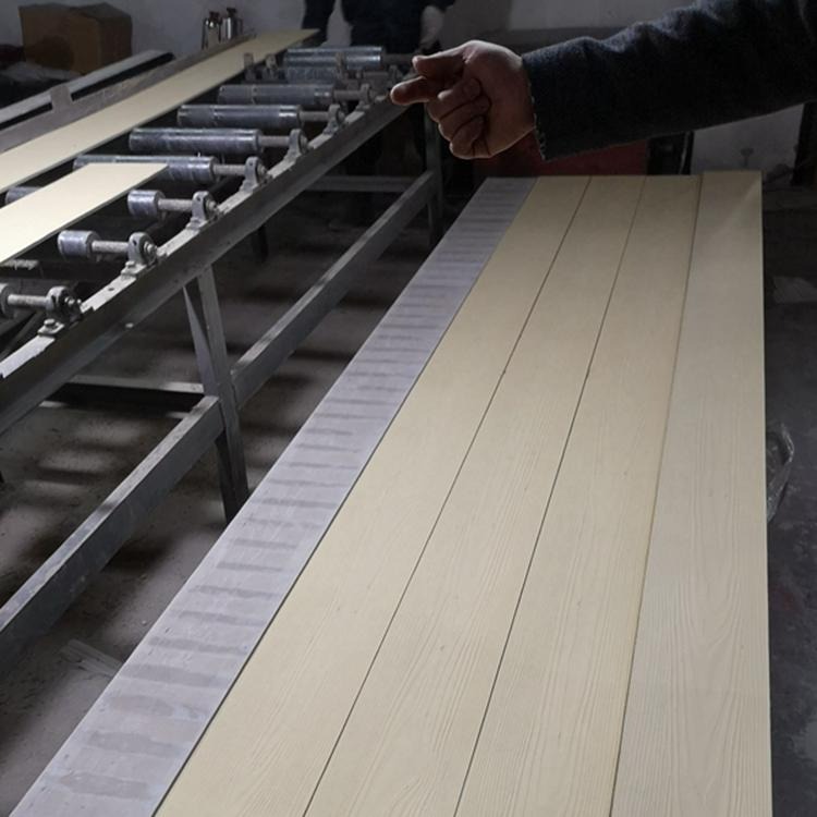 湖北黄冈 黄石外墙木纹挂板 绿筑水泥木纹纤维板 生产厂家销售