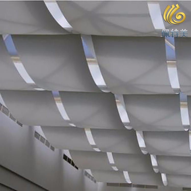 厂家定制阳光房遮阳帘玻璃房PTS隔热自动电动天棚帘遥控智能轨道厂家安装定制