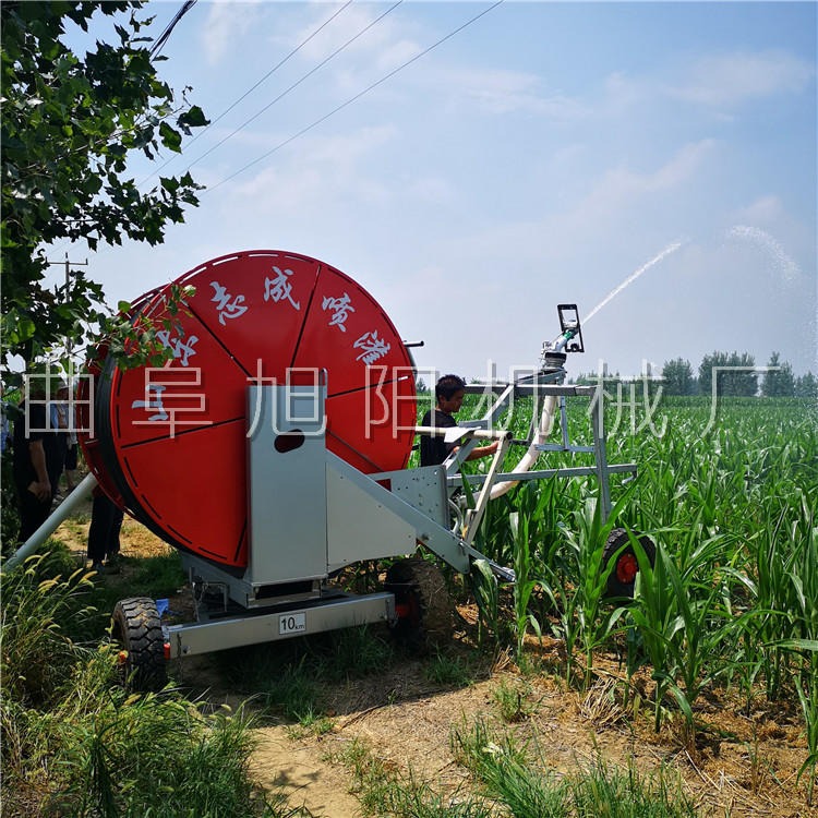 河南大型移动喷灌机品牌新型农业灌溉机节水卷盘式浇灌机厂家