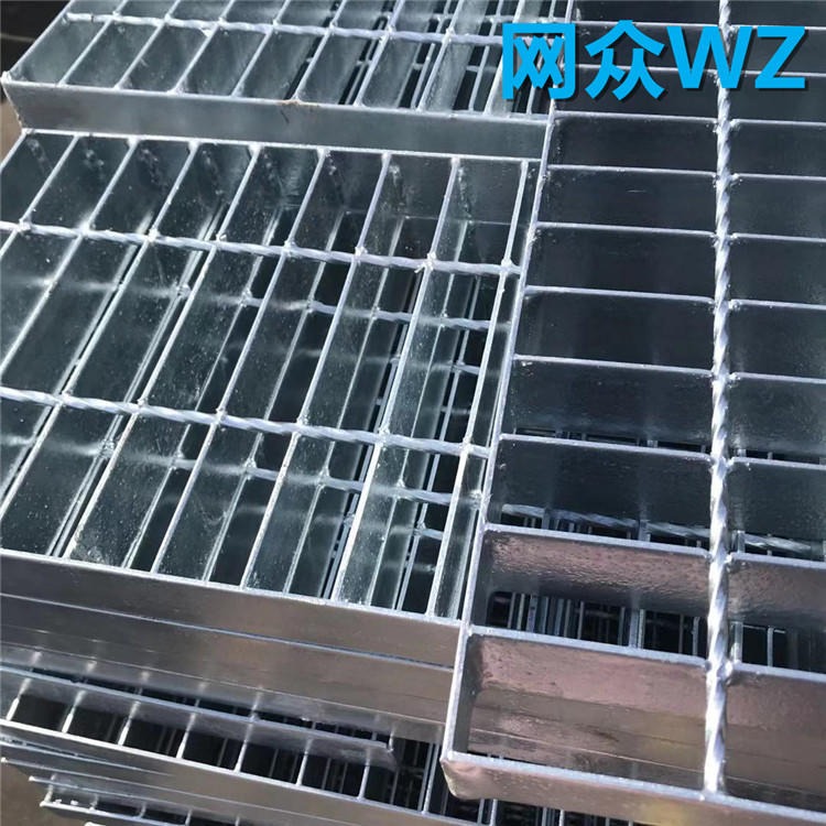 钢梯板 热镀锌钢梯板 网众钢梯板生产厂家