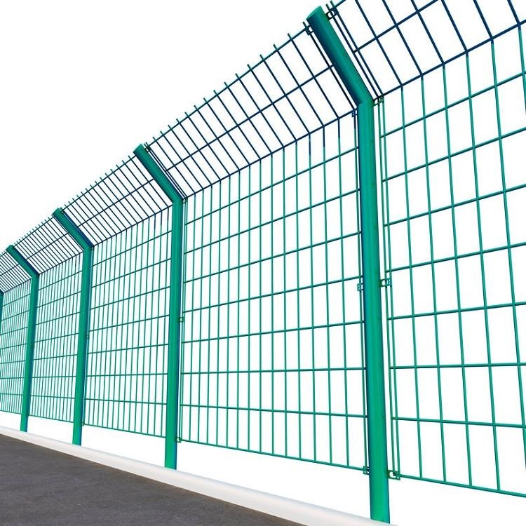 双边丝护栏网 德兰果园菜园钢丝网围栏 塑胶护栏网