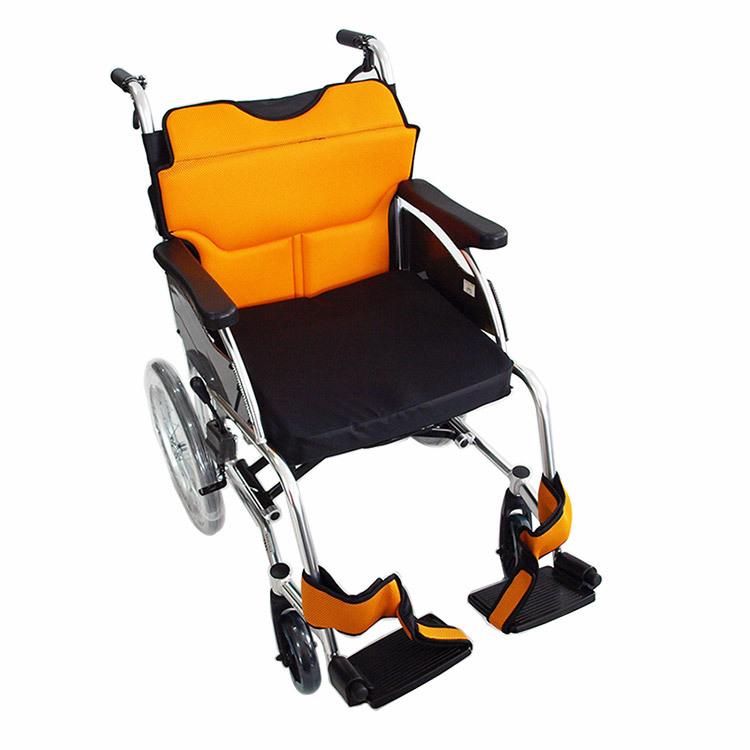 批发MiKi三贵轮椅MCVWSW-49JL 轻便折叠 免充气老人残疾人代步车示例图1