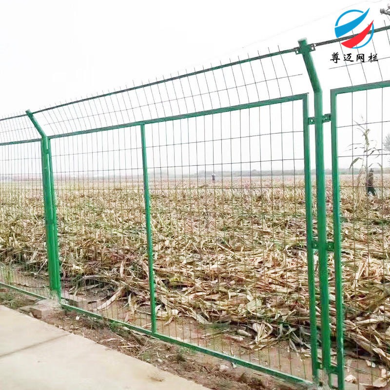 松原围墙用护栏铁丝网 果园养殖栏网 铁丝网防护围栏厂家 尊迈供应