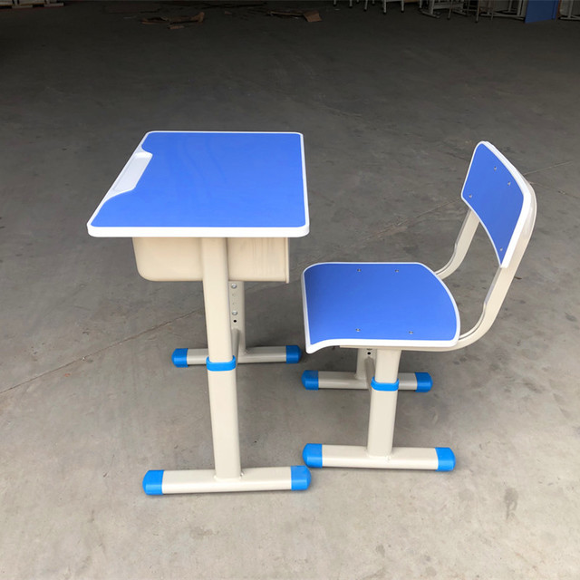 注塑封边多层板课桌椅蓝色学生课桌椅耐用新款学生课桌椅厂家直销