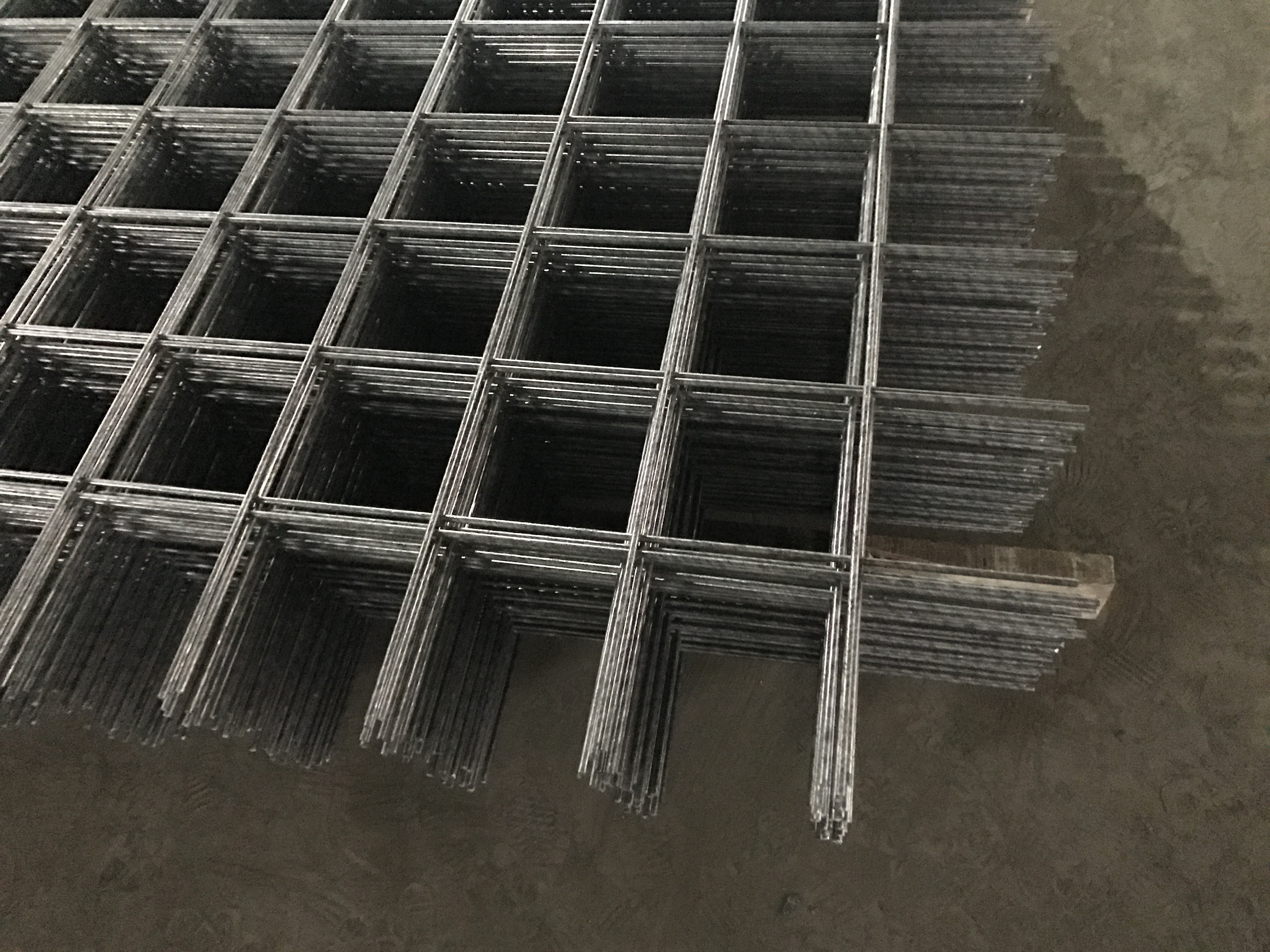 【钢筋网】 桥梁工地带肋螺纹钢筋焊接铁丝网片厂家加工定做