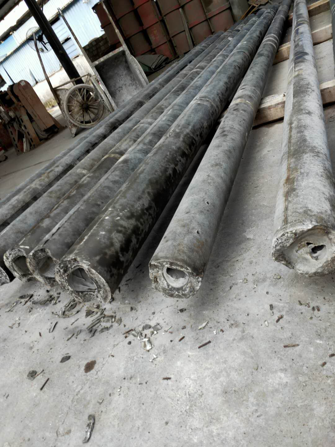 钢筋混凝土排水管 路政钢筋混凝土管 Ⅱ级钢筋混凝土企口排水管 价格实惠图片