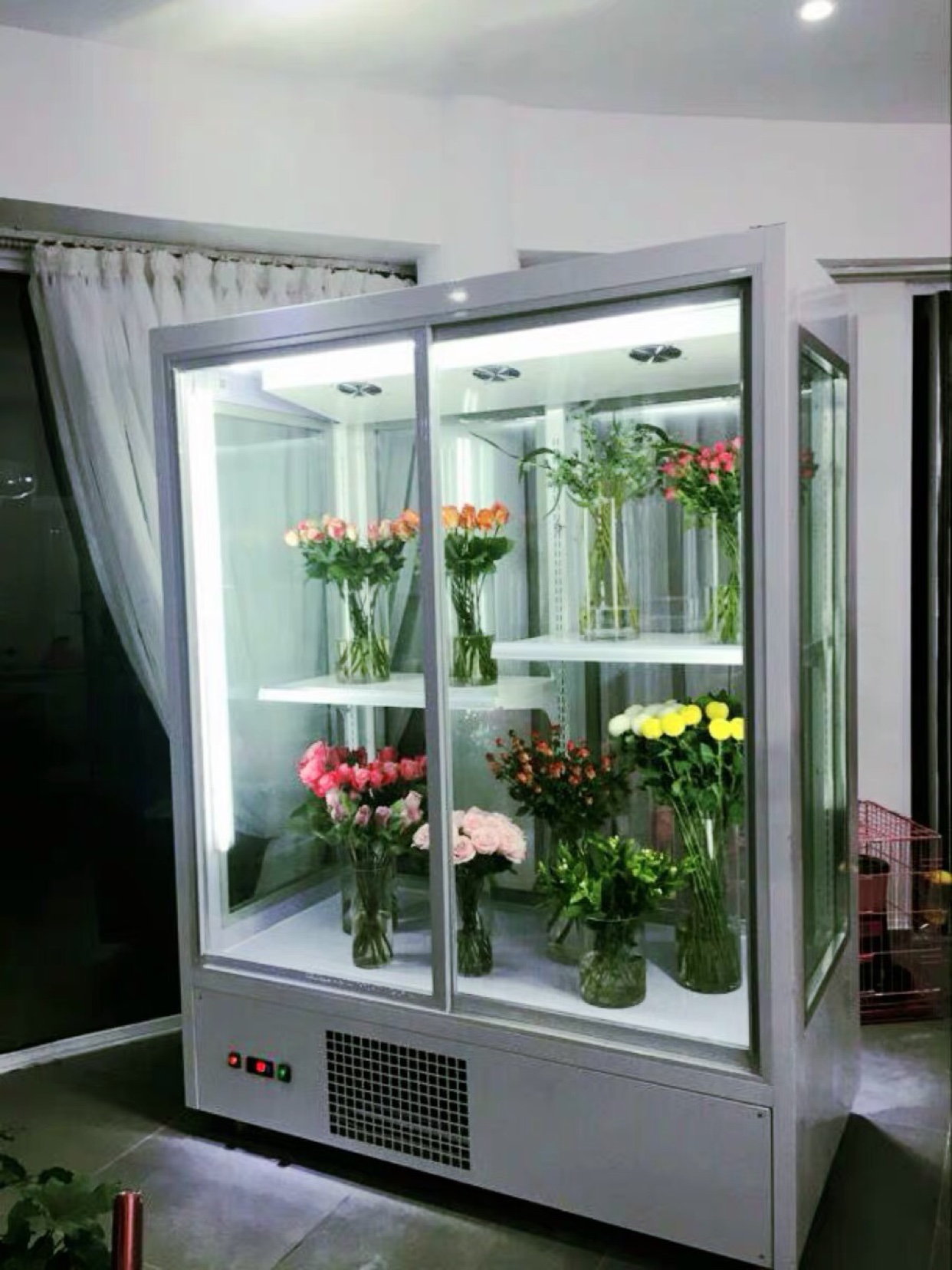德阳大号型鲜花柜自助冷藏鲜花柜双门玻璃透明花束冷藏柜商用鲜花柜保鲜柜全透明定制