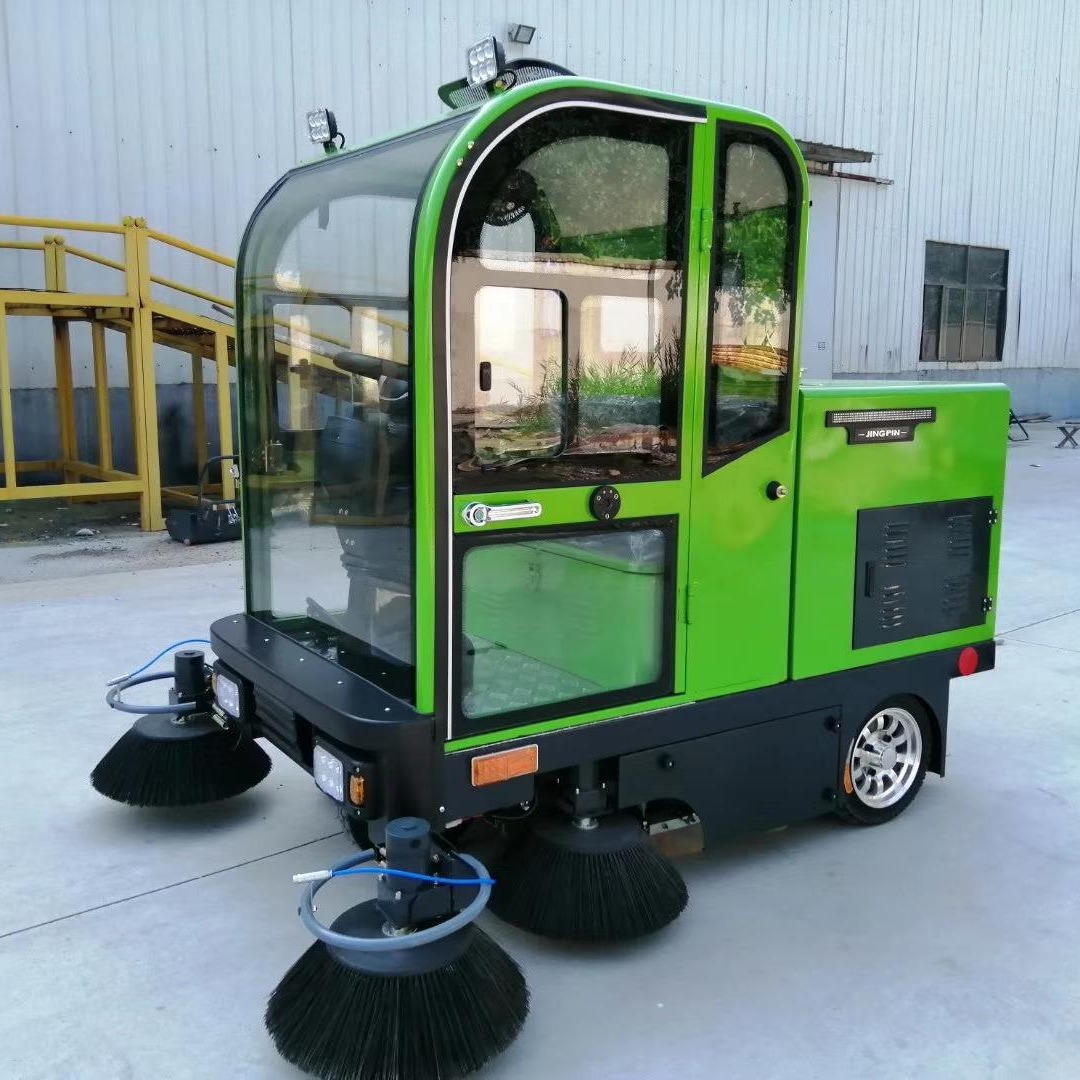 宁波物业公司保洁吸尘喷水清扫车 五刷JC1900全封闭驾驶式扫地机