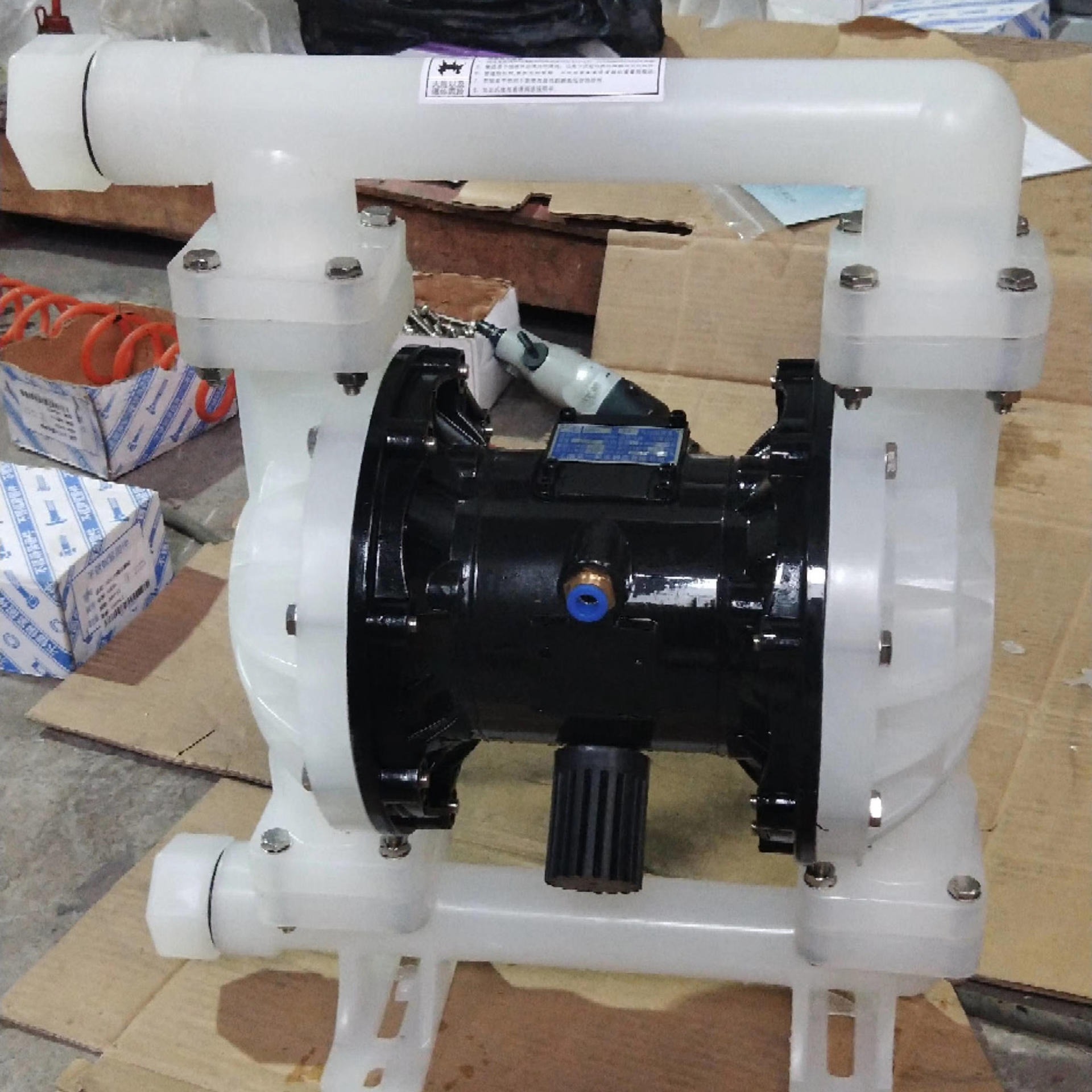 QBY-40聚丙烯气动隔膜泵  F46膜片耐腐蚀隔膜泵 工程塑料气动隔膜泵图片