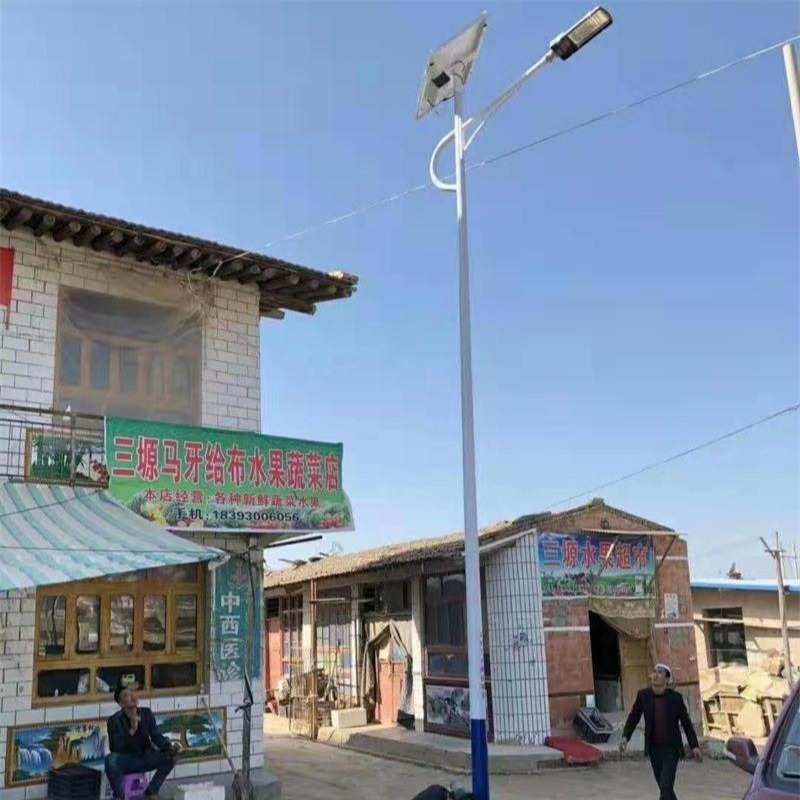 鑫永虹新农村建设单臂太阳能路灯 民族风特色太阳能照明路灯杆
